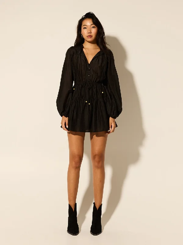 Kivari - Alejandra Mini Dress in Black Cozy Knitted Mini Dress