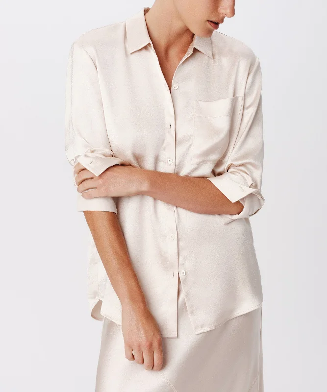 Cracked Satin Boyfriend Shirt - Vanilla Mist Relaxed Short Sleeve Tee