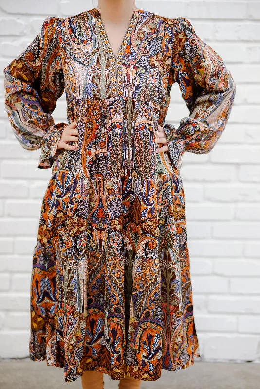 Umgee Paisley Print Midi Dress with Contrasting Print Neckline in Mocha Comfortable Floral Print Midi Dress