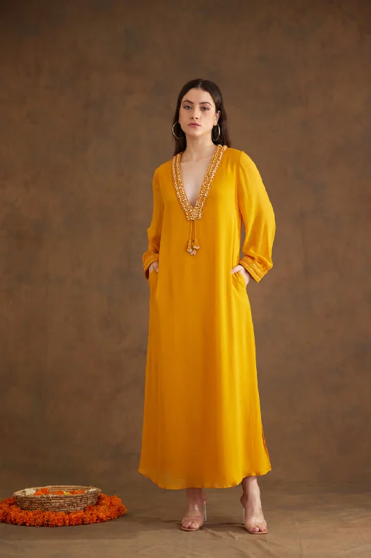 Ochre Maxi Dress Elegant Maxi Dress with Slit