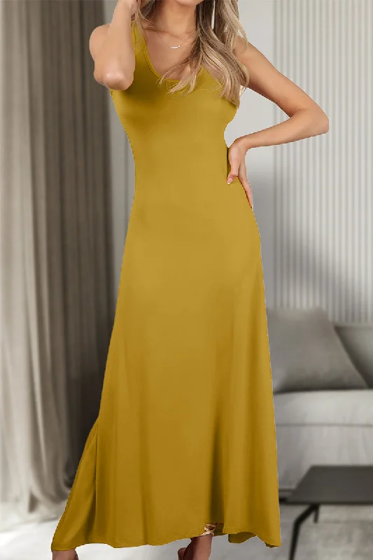 WOMEN'S SLEEVELESS SCOOP NECK RACERBACK TANK MAXI DRESS Comfortable Pleated Maxi Dress WOMEN'S SLEEVELESS SCOOP NECK RACERBACK TANK MAXI DRESS Comfortable Pleated Maxi Dress