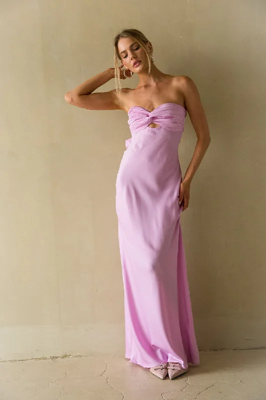 Kira Keyhole Cutout Open Back Maxi Dress Stylish Pleated A-Line Maxi Dress