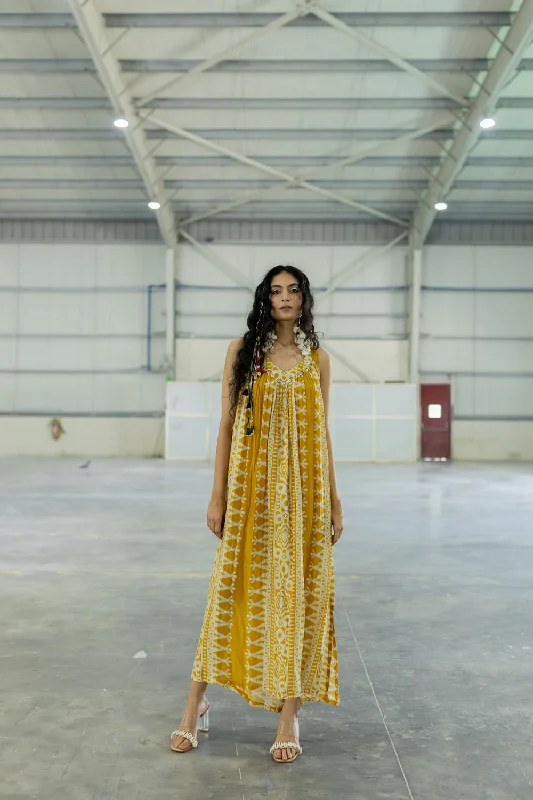 Kai Mustard Maxi Dress Comfortable T-Shirt Maxi Dress