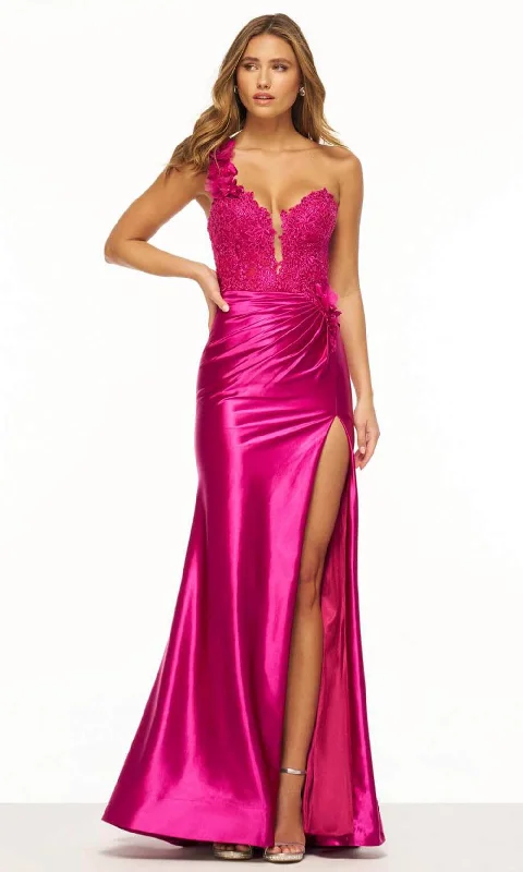 Sherri Hill 56174 - Laced Sweetheart Prom Gown