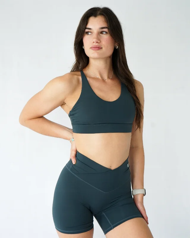 Impact Beyond Sports Bra - Emerald Fashionable Push-Up Bra