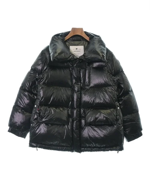 WOOLRICH Down jackets/Vests Tiered Jacket Buttoned Jacket Zippered Jacket