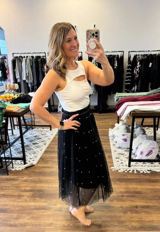 Breakfast at Tiffany’s - Tulle Skirt with Pearl Embellishments elastic waist skirt
